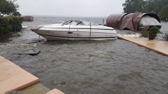 neighbor boat in pool