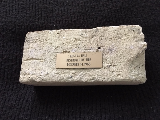 Kostka Brick